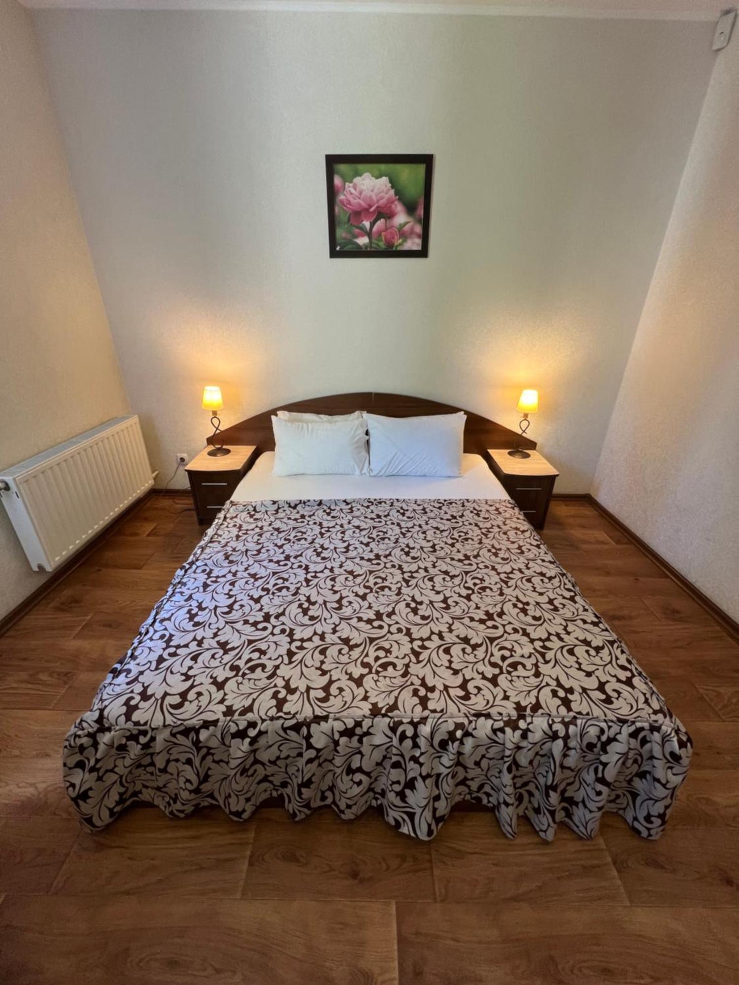 Asotel Charkiv Esterno foto